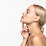 Dr. Reyner Abrantes Stival - Quais são os cuidados necessários para manter os resultados da lipoaspiração de papada a longo prazo?